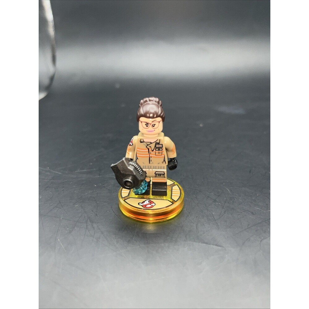 Ghostbusters 2016 Lego Dimensions Abby Yates Minifigure & Stand! Excellent!